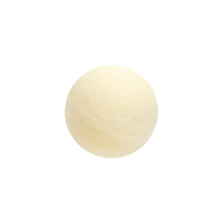 white chocolat ball